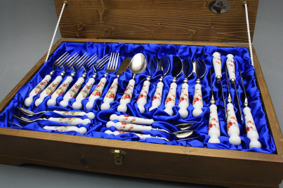 Set of cutlery Bohemia 1987 with box Strawberries 24-piece BB č.1