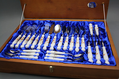 Set of cutlery Bohemia 1987 with box Tea roses 24-piece BB č.1